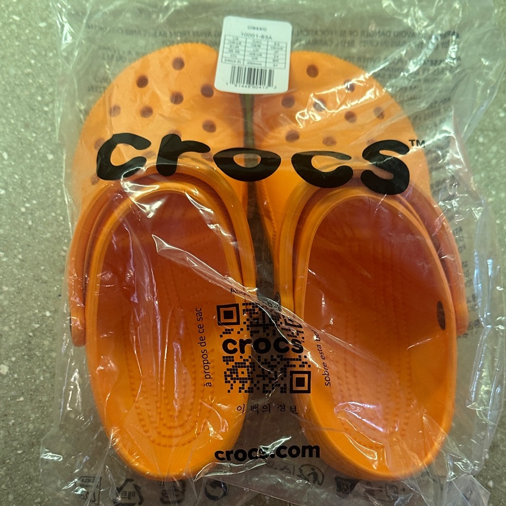 CROCS Vibrant Orange Clogs